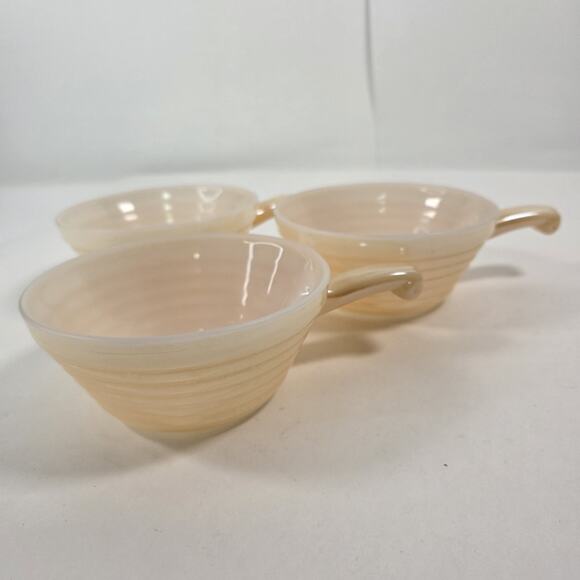 Vintage Fire King Peach Luster Set Of 3 Ovenware Beehive Soup Bowls With Handles - Picture 3 of 10